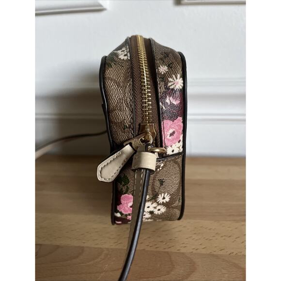 Coach C0037 Mini Camera Crossbody Shoulder Bag Khaki Signature Evergreen Floral - Picture 4 of 13
